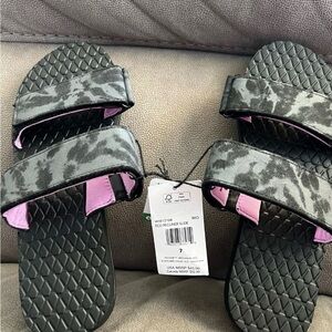 Volcom Black and Pink Women's Sandals